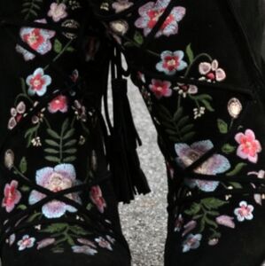 Sam Edelman Black Floral Embroidered Heeled Boots